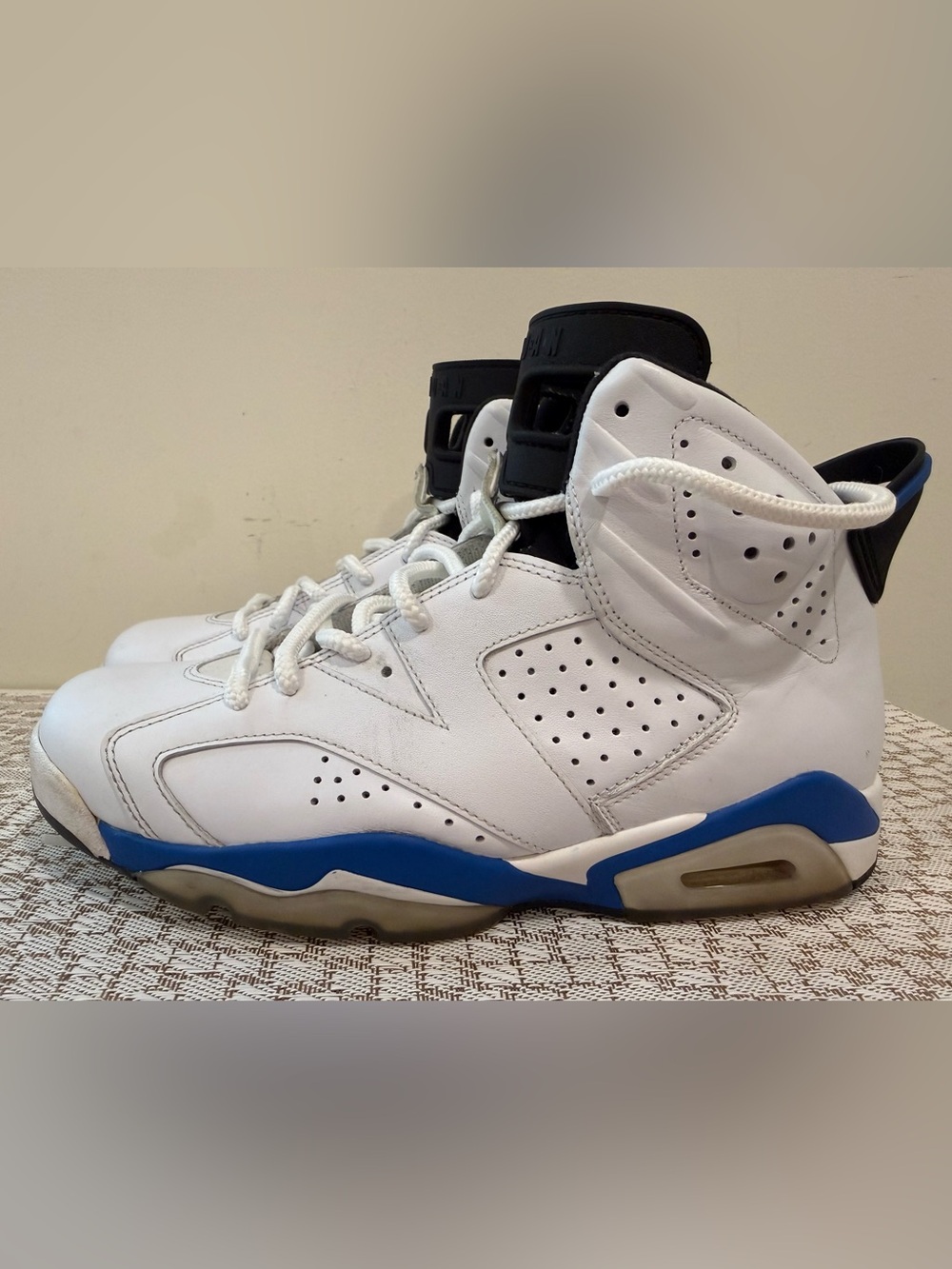 Air Jordan 6 Retro "Sport Blue"
